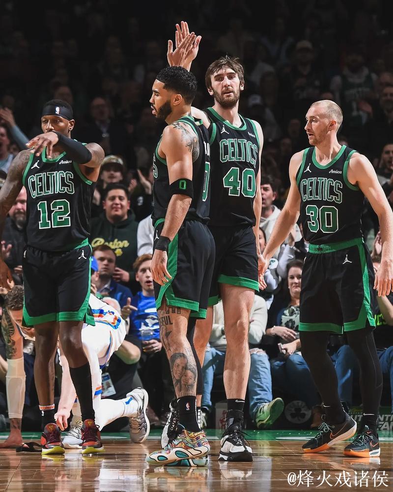 塔图姆34+10率凯尔特人险胜雄鹿喜迎3连胜,76人战胜魔术保持强劲势头 塔图姆34+10率凯尔特人险胜雄鹿喜迎3连胜,76人战胜魔术保持强劲势头