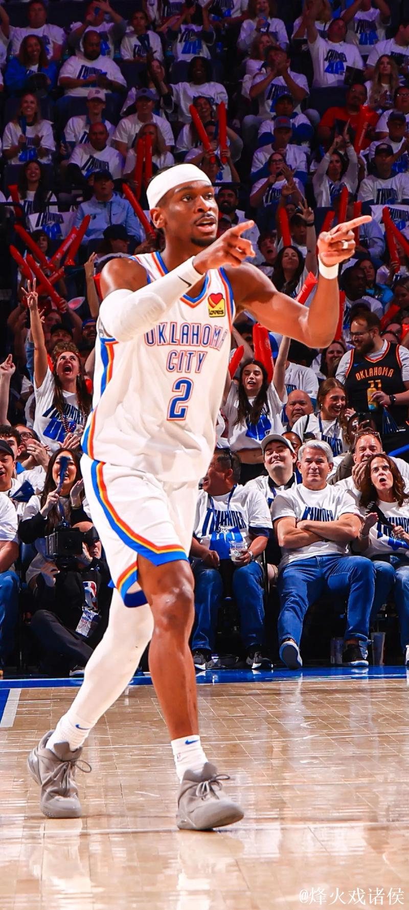 亚历山大砍40分雷霆豪取12连胜 灰熊力克太阳获3连败