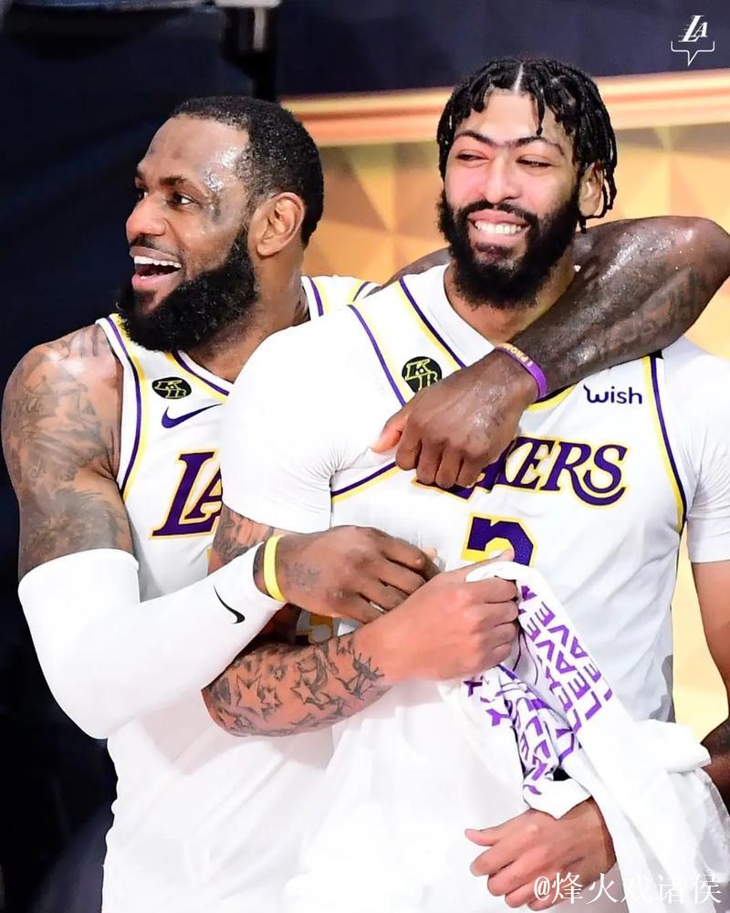 浓眉37+9詹姆斯20+8+11 湖人不敌活塞近4战仅获1胜 浓眉37+9詹姆斯20+8+11 湖人不敌活塞近4战仅获1胜