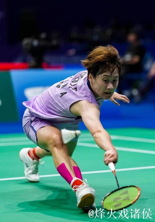 中国羽毛球大师赛:陈雨菲1-2不敌韩悦,无缘四强 中国羽毛球大师赛:陈雨菲1-2不敌韩悦,无缘四强